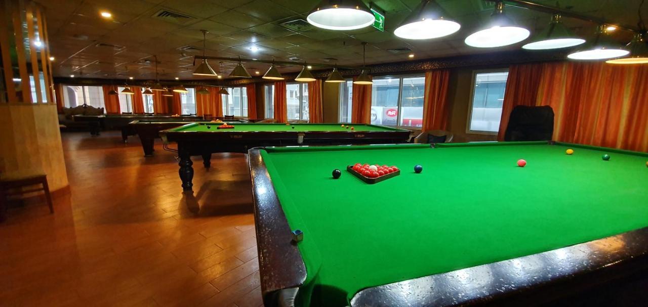 Kings Square Hotel Llc Дубай Екстериор снимка