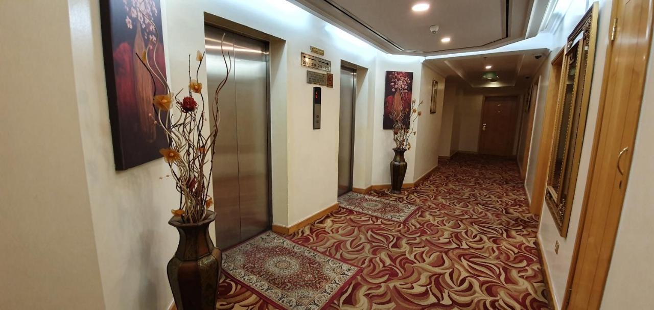 Kings Square Hotel Llc Дубай Екстериор снимка