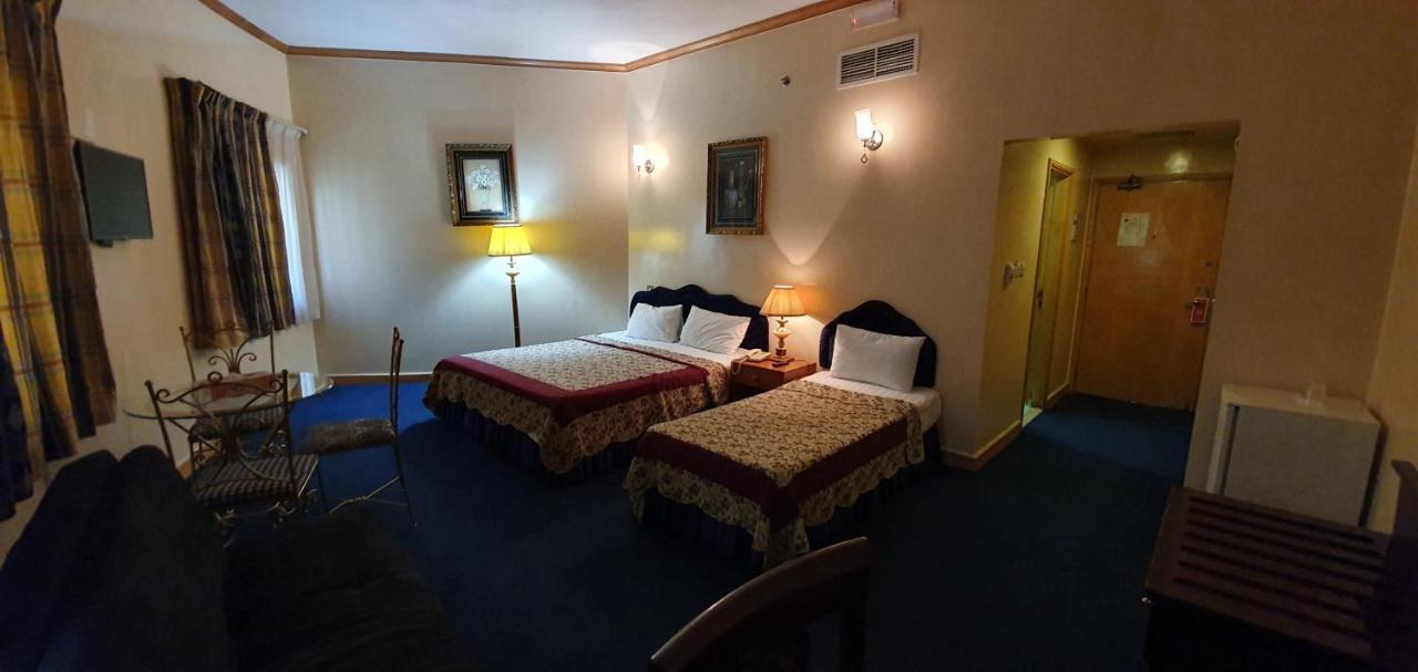 Kings Square Hotel Llc Дубай Екстериор снимка